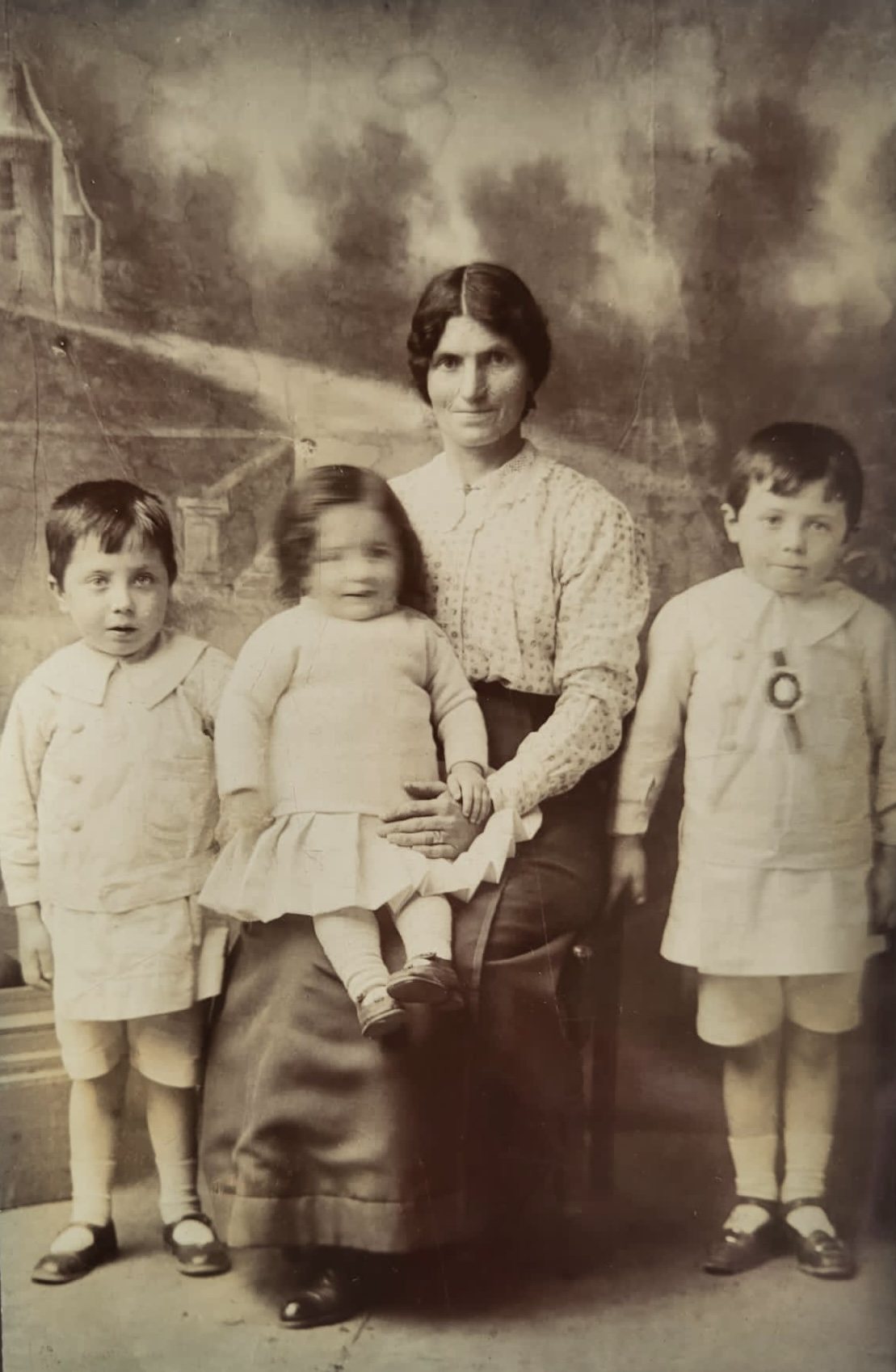 Julia Condon and her Elliott boys. Image from the Elliott family album
