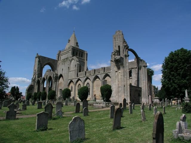 Crowland Abbey, Lincolnshire, where the monks buried Waltheof and kept his cult alive. Image: mym, CC BY-SA 2.0